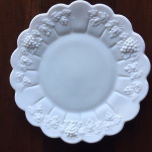 Vintage Westmoreland Grape pattern plate